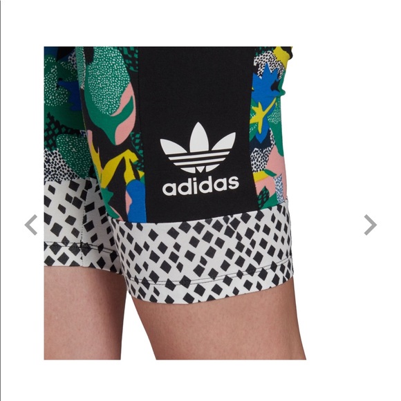Adidas Biker Shorts - Picture 5 of 6